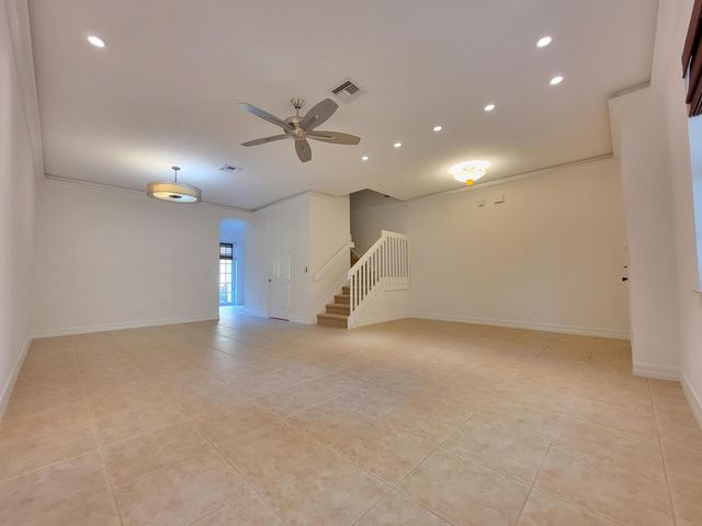 142 Ennis Lane, Jupiter, FL 33458