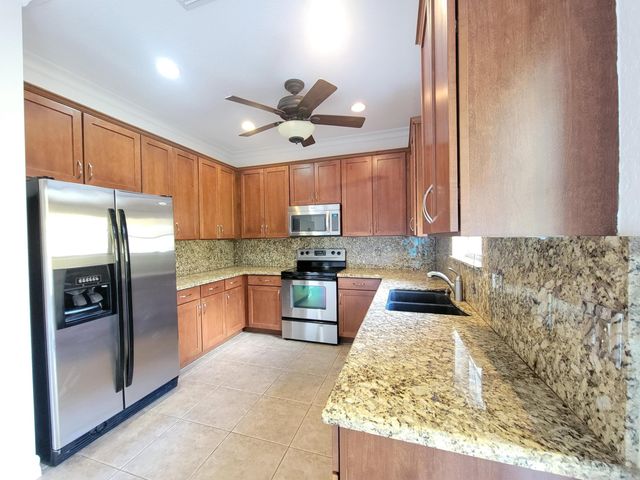 142 Ennis Lane, Jupiter, FL 33458