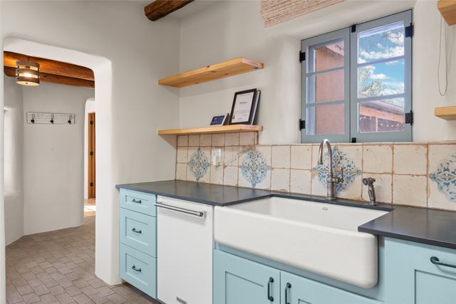 2347 Botulph Road, Santa Fe, NM 87505