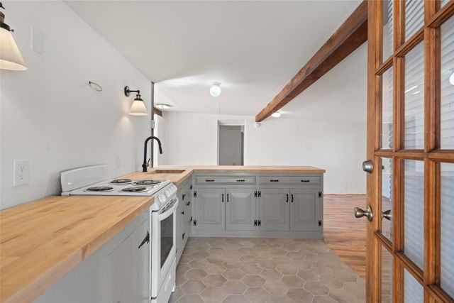 2347 Botulph Road, Santa Fe, NM 87505
