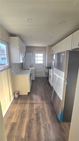 4560 Friendship Ave, Bloomfield, PA 15224