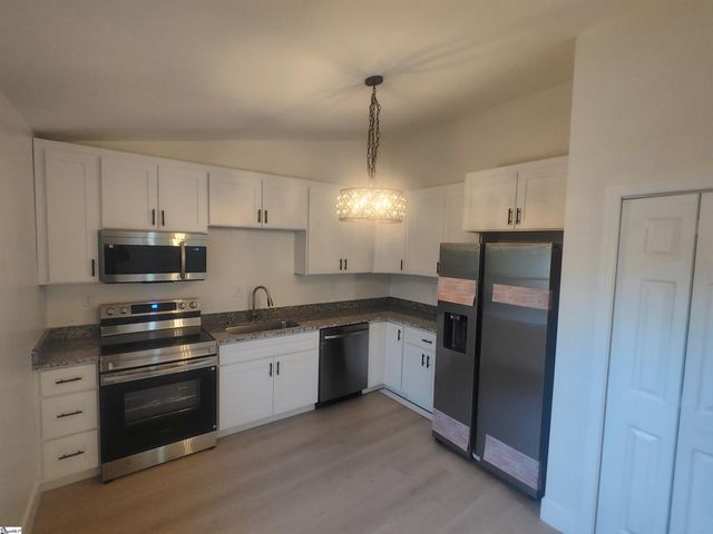 306 Spruce Street, Spartanburg, SC 29303