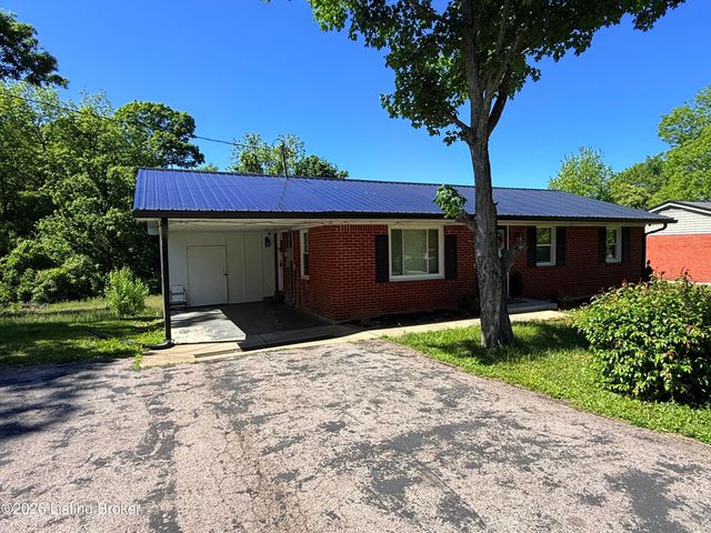277 Pinewood Dr, Radcliff, KY 40160