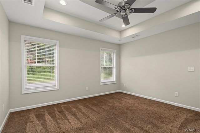 16347 Creek, Moundville, AL 35474