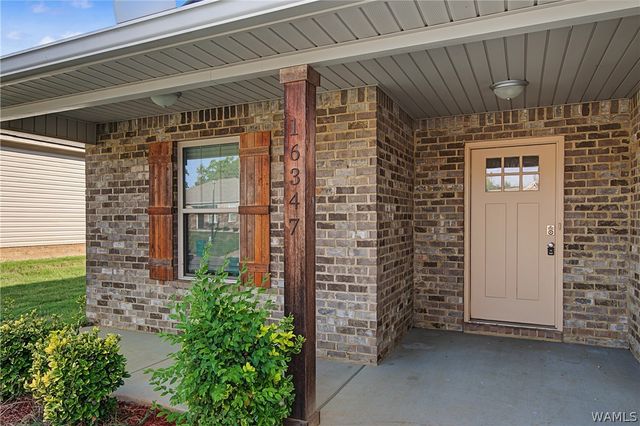 16347 Creek, Moundville, AL 35474