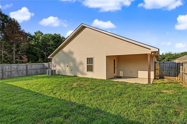 16347 Creek, Moundville, AL 35474