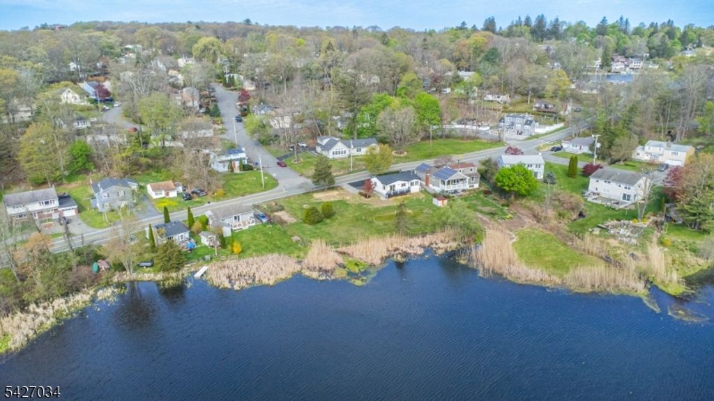 502 Otterhole Rd, West Milford Twp., NJ 07480 — photo 2
