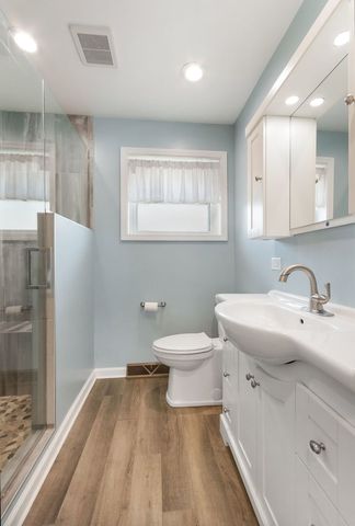 4600 W 101st Street, Oak Lawn, IL 60453