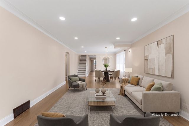 4600 W 101st Street, Oak Lawn, IL 60453