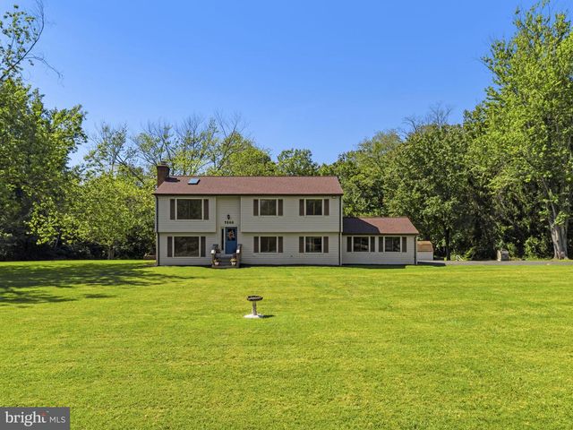 7200 N STARCREST DR, Warrenton, VA 20187