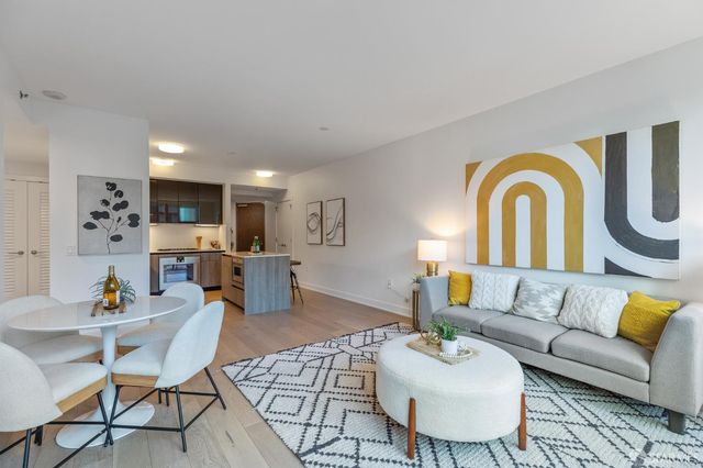 338 Main Street 8H, San Francisco, CA 94105