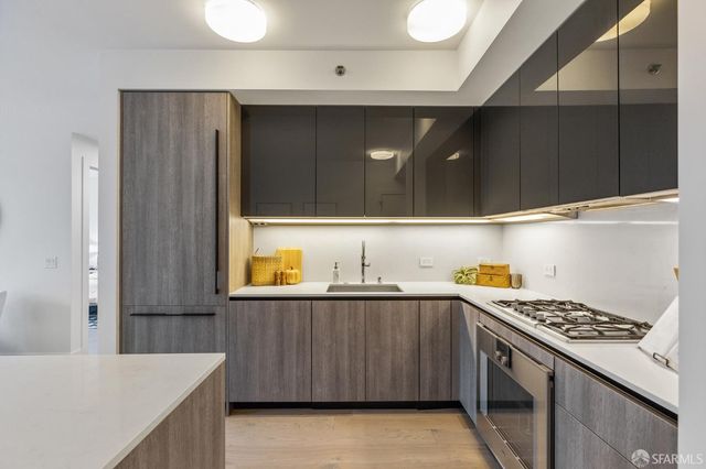 338 Main Street 8H, San Francisco, CA 94105