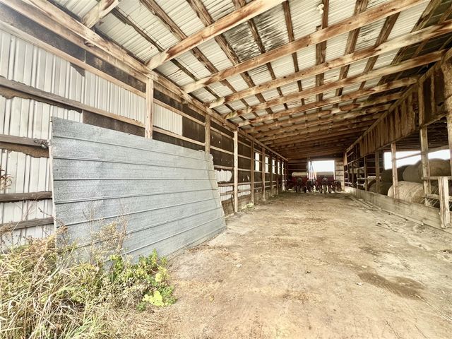 3240 E Reading Road, Osseo, MI 49266