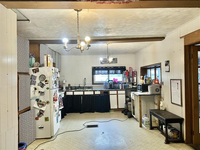 3240 E Reading Road, Osseo, MI 49266