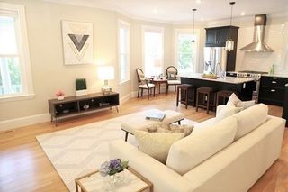 40 Evergreen Ave A, Somerville, MA 02145