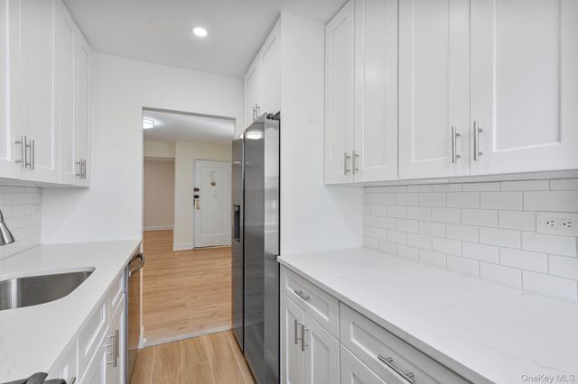 88-10 32nd Ave Avenue 304, East Elmhurst, NY 11369