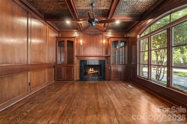 8600 Fairview Road, Charlotte, NC 28226