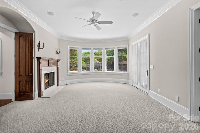 8600 Fairview Road, Charlotte, NC 28226