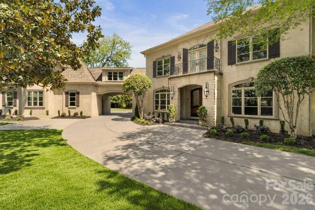 8600 Fairview Road, Charlotte, NC 28226