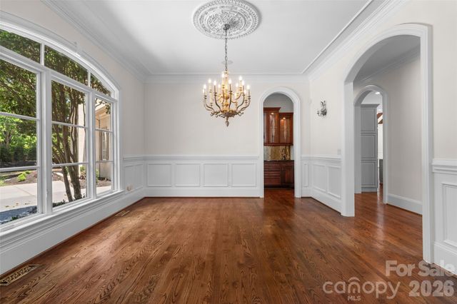 8600 Fairview Road, Charlotte, NC 28226
