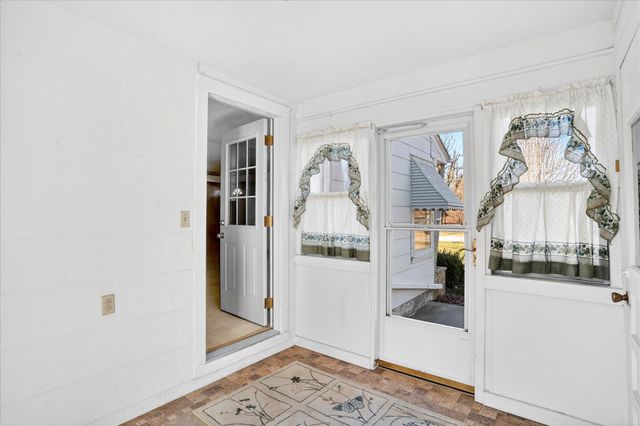 706 W Washington Street, Marshfield, MO 65706