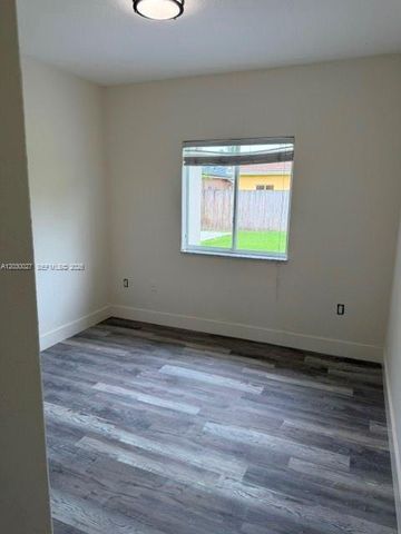 706 SE 14th Ave, Homestead, FL 33033