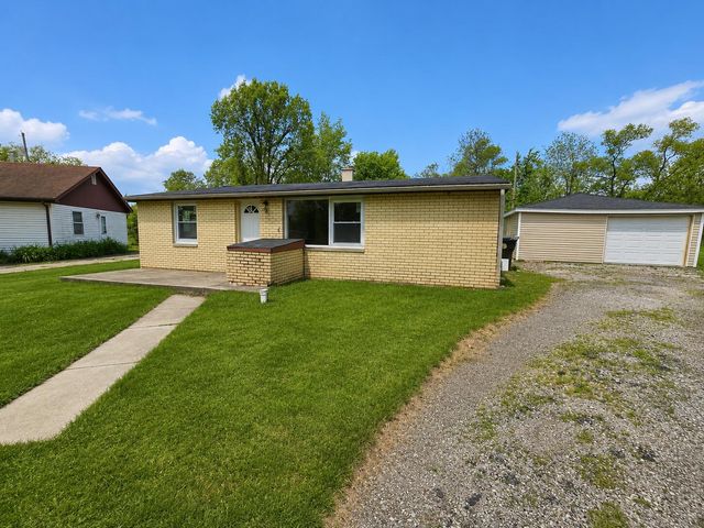 12704 Whitcomb Street, Crown Point, IN 46307