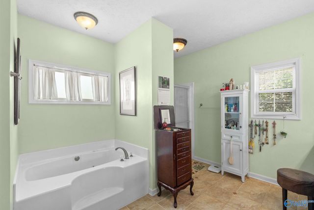27810 Kim Drive, Harvest, AL 35749
