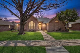 2214 Saint Albens Place, Garland, TX 75040