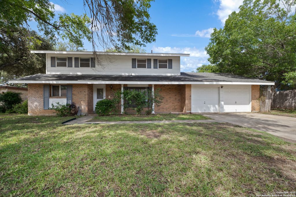 5214 La Barranca St, San Antonio, TX 78233