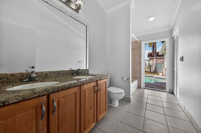 9121 Paragon Way, Boynton Beach, FL 33472