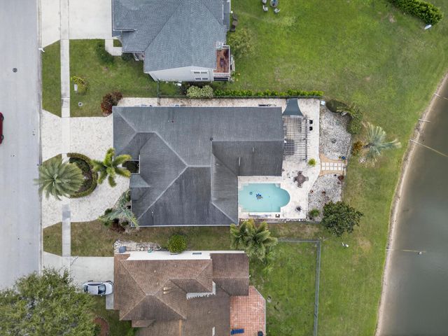 9121 Paragon Way, Boynton Beach, FL 33472