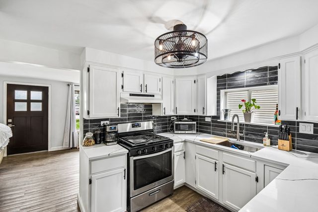 1031 ADELIA Street, Downers Grove, IL 60516