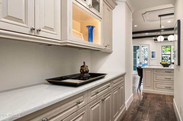 9795 E KEMPER Way, Scottsdale, AZ 85255