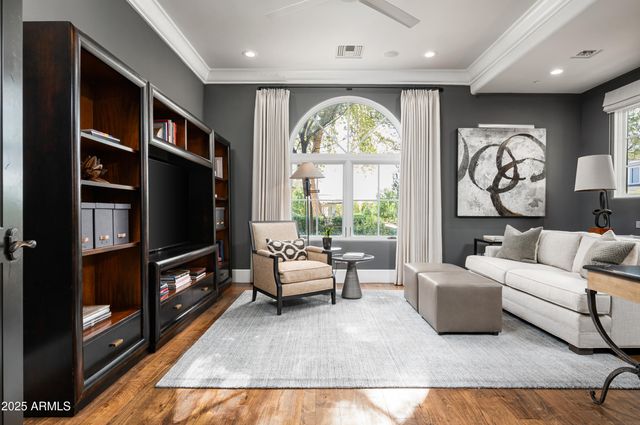 9795 E KEMPER Way, Scottsdale, AZ 85255