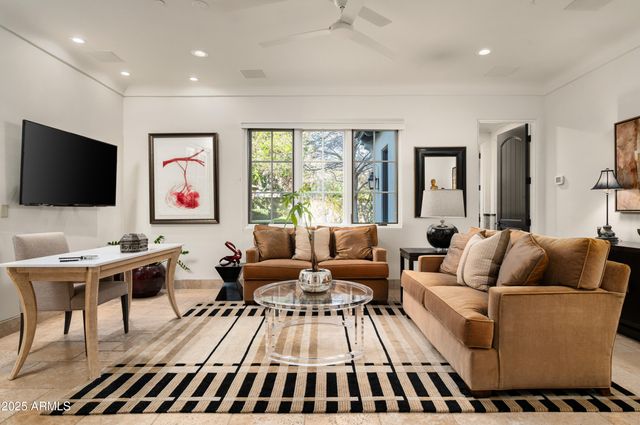 9795 E KEMPER Way, Scottsdale, AZ 85255