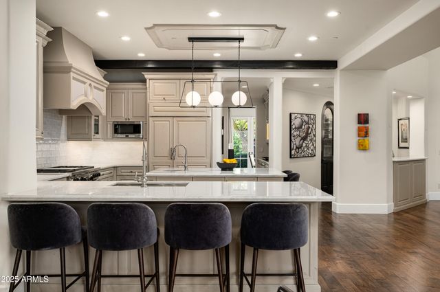 9795 E KEMPER Way, Scottsdale, AZ 85255