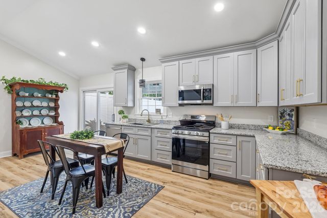 105 Maple Street, Badin, NC 28009