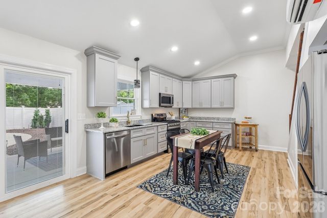 105 Maple Street, Badin, NC 28009