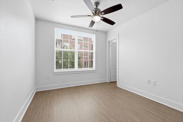 4110 Fairmount Street 1009, Dallas, TX 75219