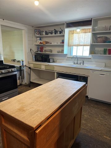 346 County Road 3520, Hawkins, TX 75765