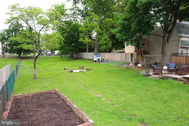 659 BELMONT AVE, Southampton, PA 18966