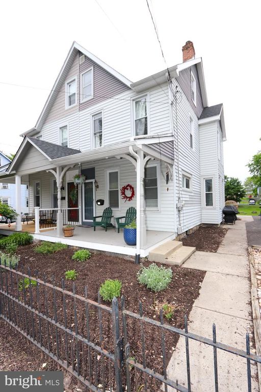 659 BELMONT AVE, Southampton, PA 18966