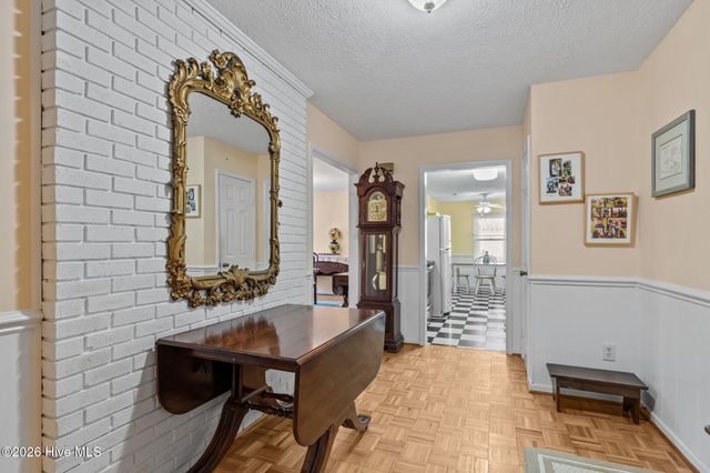 3616 Sunny Drive, Morehead City, NC 28557