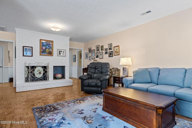 3616 Sunny Drive, Morehead City, NC 28557