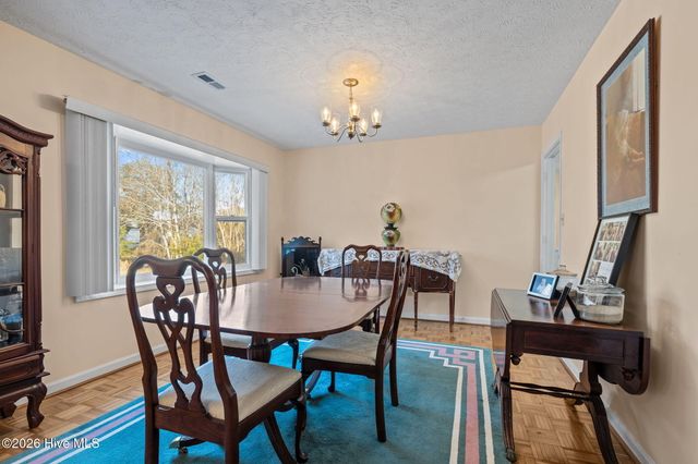 3616 Sunny Drive, Morehead City, NC 28557