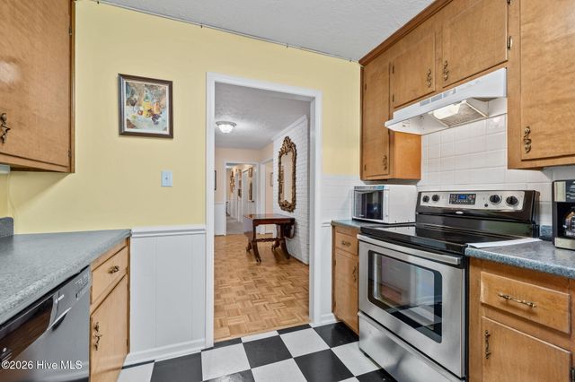 3616 Sunny Drive, Morehead City, NC 28557