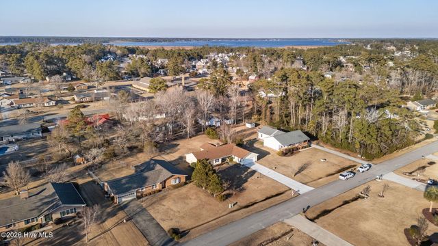 3616 Sunny Drive, Morehead City, NC 28557