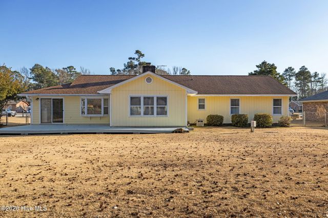 3616 Sunny Drive, Morehead City, NC 28557