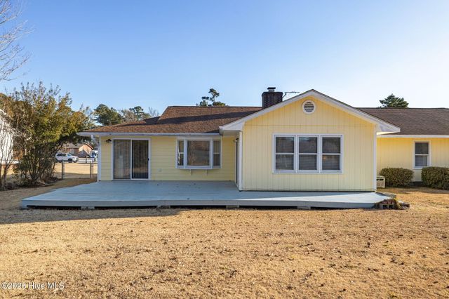 3616 Sunny Drive, Morehead City, NC 28557